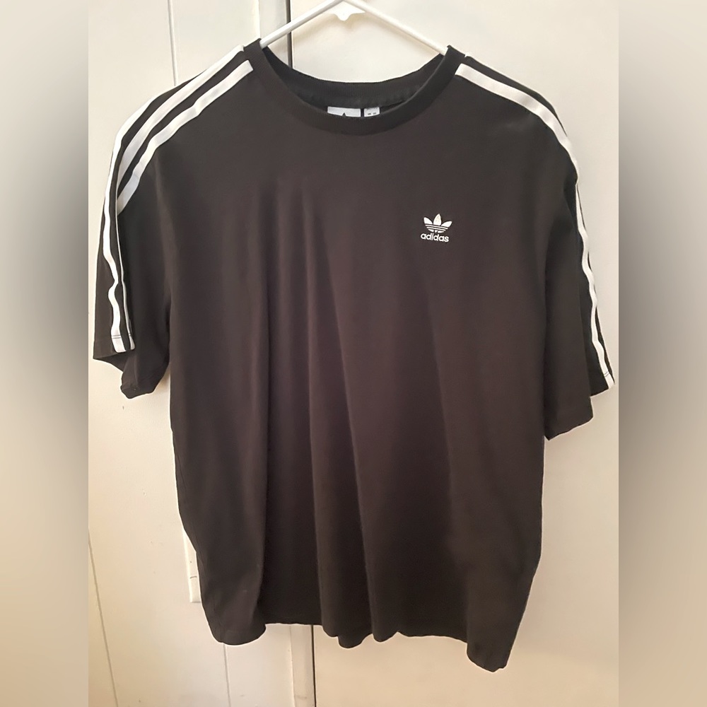 Adidas black oversized tshirt top small urban outfitters street style